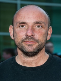 دَن مازر